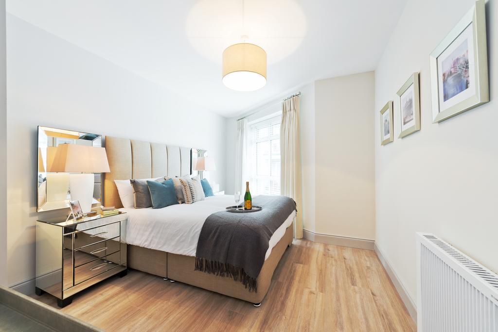 Exclusive City Centre Apartment Дублін Екстер'єр фото