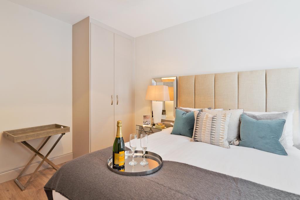 Exclusive City Centre Apartment Дублін Екстер'єр фото