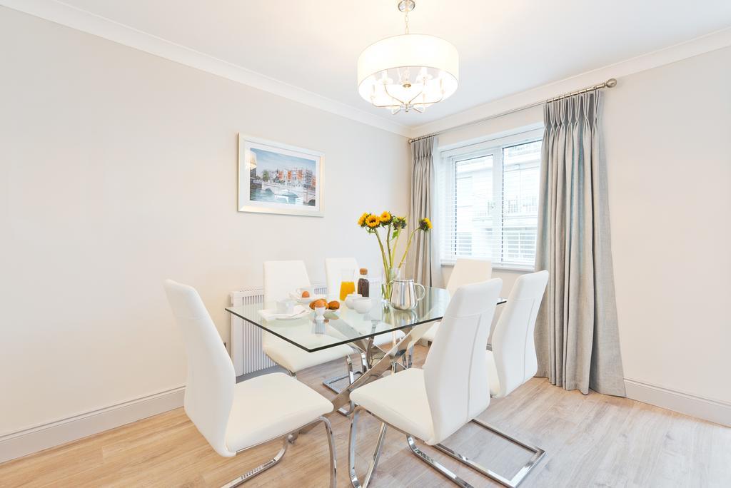 Exclusive City Centre Apartment Дублін Екстер'єр фото